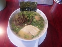 「ねぎラーメン+替え玉（無料券）」@博多長浜らーめん 楓神の写真