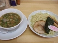 「濃厚つけ麺（栃木産小麦の手打ち極太平麺）」@麺処 ぼたん 栃木店の写真