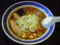 「塩豚骨らぁめん（ハリガネ）+替え玉（ハリガネ）」@景勝軒 前橋総本店の写真