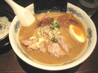 「室壱羅麺+肉」@室壱羅麺の写真