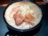 「裏竹虎ラーメン+大盛無料+トッピング一品無料（チャーシュー）」@麺匠 竹虎の写真