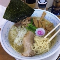 「黄金ラーメン（大盛）900円+100円=1000円」@MENYA 食い味の道有楽の写真