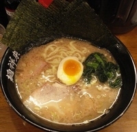 「ランチA（ら～めん（並）、サラダ、高菜ごはん）」@麺祥来の写真