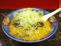 「味噌オロチョン（大盛、麺硬め） 900円」@北海道らーめん 味源 八王子店の写真