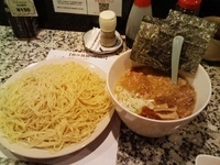 「つけ麺大」@元祖脂そば 背脂醤油 のあの写真