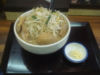 「味玉味噌ラーメン（850円）+大盛（50円）+野菜大盛、ニンニク」@味噌麺処 花道庵の写真