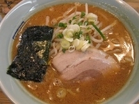 「日替わりラーメン500円（味噌）」@こく味ラーメン かしわ屋の写真