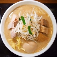 「味噌ラーメン（750円）+味玉（100円）」@味噌麺処 花道庵の写真