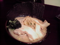 「じゃん家スペシャル:880円」@横浜家系ラーメン じゃん家の写真