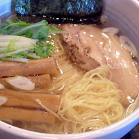 「塩らあ麺」@濱塩らぁめん 白虎の写真