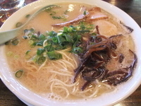 「らーめん+煮卵+替え玉」@長浜ラーメン 松吉の写真