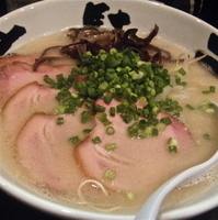 「焼豚らー麺（￥900）替玉（￥150）」@麺処 韋駄天の写真