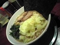 「ラーメン小+キャベツ（650円+50円）」@そう家の写真