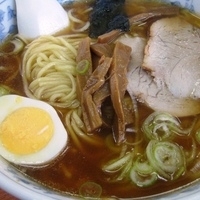 「ラーメン中盛り 650円」@めんや永富の写真