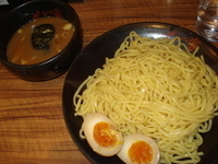 「つけめん大盛+味付け玉子」@せい家 神保町店の写真