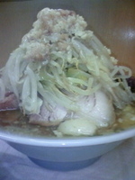 「豚麺（ヤサイ、ニンニク、アブラ）」@ラーメン富士丸 北浦和店の写真