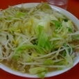 小ラーメン（650円）、ヤサイニンニクカラメ