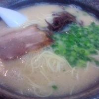 「博多とんこつ醤油らーめん」@博多とんこつらーめん ふじおかの写真