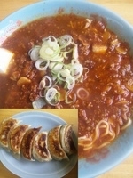 「辣辣麺￥600+餃子大粒（6p）￥400」@竜園の写真