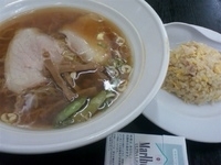 「チャーシューラーメンセット（半チャーハンつき）630円」@ニク肉ラーメン亭の写真