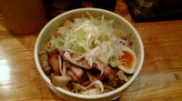 「汁なし（中） 炙りチャーシュー ネギ ￥850」@らーめん 破顔の写真
