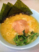 「ラーメン（固め濃いめ多め） 650円」@家系らーめん 品壱家の写真