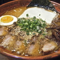 「ラーメン（￥650）チーズ（￥0）チャーシュー（￥200）大盛（」@分田上の写真