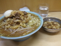 「ラーメン（ニンニク・アブラ）」@ラーメン富士丸 北浦和店の写真