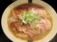 「肉そば」@特級煮干そば 凪 西新宿店の写真