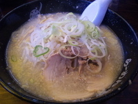 「とん塩ラーメン」@らーめん弁慶 門前仲町店の写真