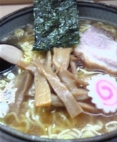 「らーめん550円（大盛100円）」@いつみ屋の写真