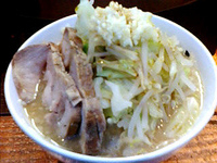 「ぶら二郎 850円 （やさいにんにく）」@にぼぶらの写真