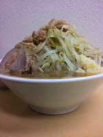 「小ラーメン（全マシ）￥650」@ガッツリラーメン めんしろうの写真