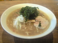 「ラーメン（中太麺） 700円」@おでん・焼酎ダイニング HOPES 本店の写真