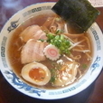 手打ちラーメン玉子付き（750円）