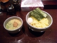 「つけ麺豚骨魚介+味玉」@三代目 ◯助 MARUSUKEの写真