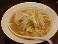 「肉しょうゆらーめん 590円」@円熟屋 長塚店の写真