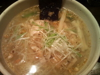 「白鶏麺（780円）」@屋台らーめん 鷹流 高田馬場店の写真