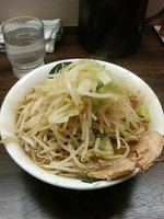 「豚増し（並）880円」@雷 北松戸本店の写真