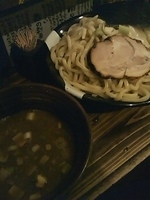 「醤油つけ麺（中盛）」@すごい煮干ラーメン凪 新宿ゴールデン街店 本館の写真