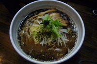 「黒醤油豚骨」@らーめん なぶら 左入店の写真