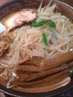 「ガツンと男のらぁめん（￥800）」@らーめん 瞠 恵比寿店の写真