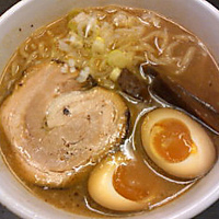 「らぁ麺680円 味玉（オープニングサービス）」@自家製太打麺 勢拉 北習志野店の写真