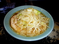 「醤油1型 並」@ラーメンマシンガンの写真