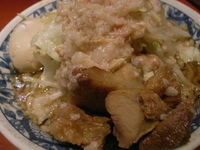 「ラーメン￥600+豚￥120+味つけたまご￥80 ニンニク脂増し」@麺香房 暖々の写真