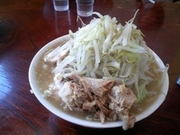 「ラーメン小（ヤサイ・アブラ・ニンニク少し）+豚増し」@ドン-キタモトの写真