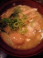 「熟成光麺+しそ餃子+ライス+味付玉子サービス」@光麺 新宿南口店の写真