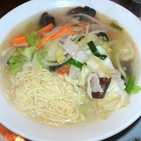 「昔ながらのタンメン（700円）+チーズ（50円）」@麺や 菜かむらの写真