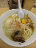 「太らーめん 味玉【750円】」@太麺堂の写真