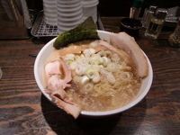 「しょうゆらーめん（背油多め）」@宗家一条流がんこラーメン 十八代目の写真